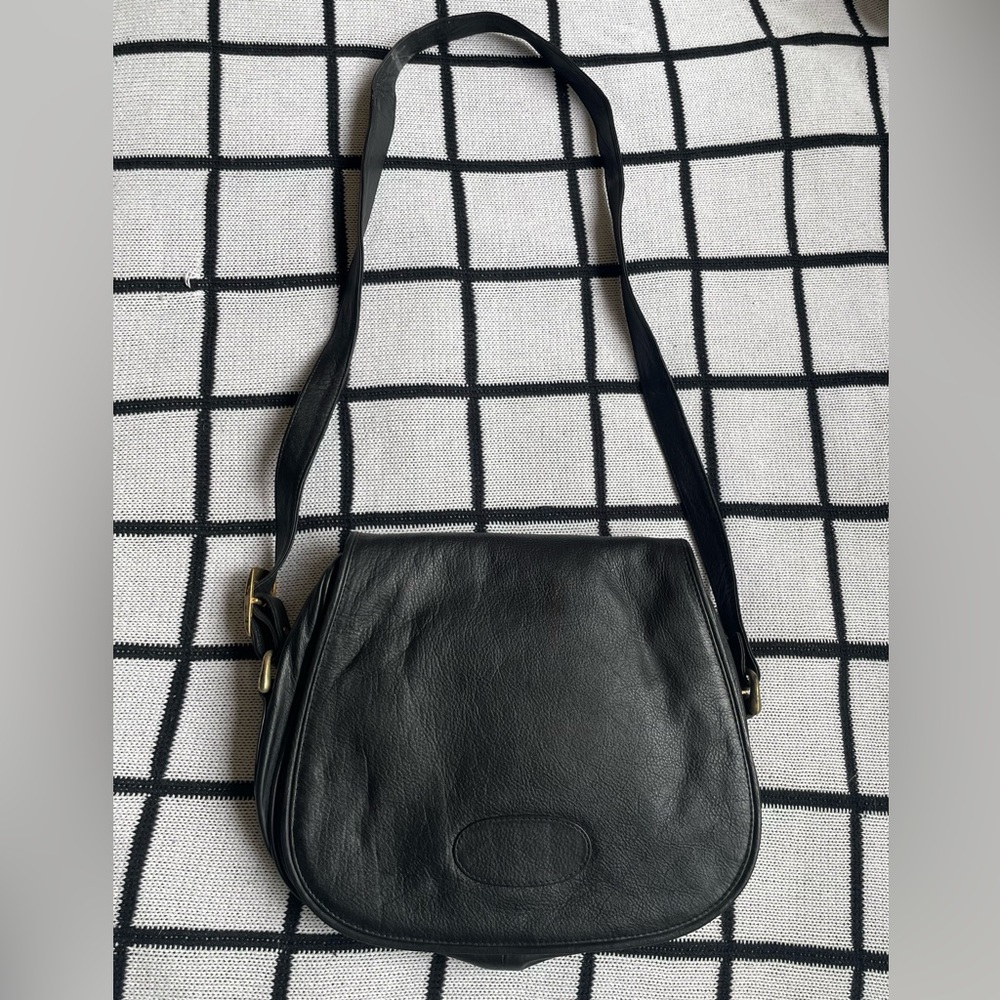 VINTAGE Black Leather Purse || Medium size